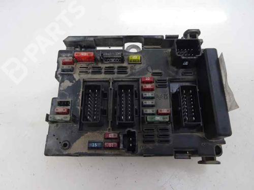 Used Fuse box CITROËN XSARA (N1) 2.0 HDi 90 (90 hp) 8326969