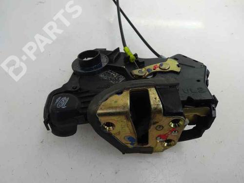 Venstre foran lås TOYOTA COROLLA (_E12_) 2.0 D-4D (CDE120R, CDE120L_) (116 hp) 8509338