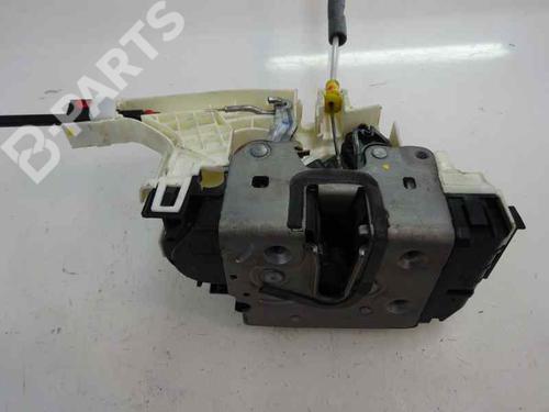 Used Front right lock VW CRAFTER 30-50 Van (2E_) 2.5 TDI (163 hp) 8529870