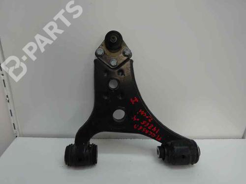 Used Left front suspension arm MERCEDES-BENZ A-CLASS (W169) A 180 CDI (169.007, 169.307) (109 hp) 8636565