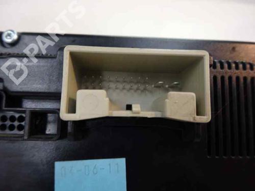 Used Climate control SEAT LEON (1P1) 1.6 TDI (105 hp) 8695743