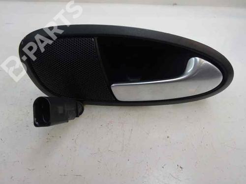 Rear right interior door handle SEAT LEON (1P1) 1.6 TDI 2011 | 1