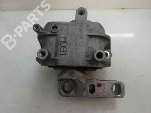 Used Engine mount SEAT LEON (1P1) 1.6 TDI (105 hp) 8796982