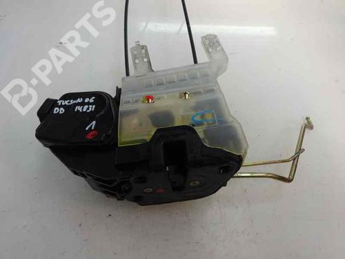 Used Front right lock HYUNDAI TUCSON (JM) [2004-2019]  8807542