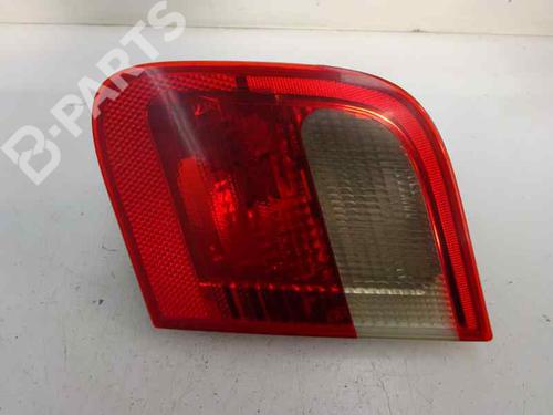 Used Right taillight BMW 3 (E46) 320 d (136 hp) 8812898