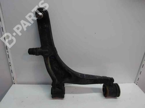 Used Right front suspension arm RENAULT MASTER II Van (FD) 2.5 D (80 hp) 8814067