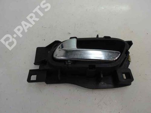 Poignée intérieure avant droite PEUGEOT 407 (6D_) 2.0 HDi 135 (6DRHRH, 6DRHRE, 6DRHRG, 6DRHRJ) (136 hp) 9073979