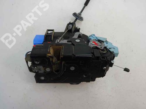 Vergrendeling rechts voor VW CADDY III Box Body/MPV (2KA, 2KH, 2CA, 2CH) 1.9 TDI (75 hp) 9141618