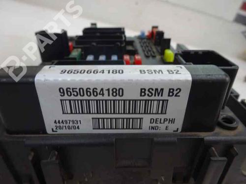 Fuse box PEUGEOT 307 (3A/C) 2.0 HDi 90 | BP9296727E1 