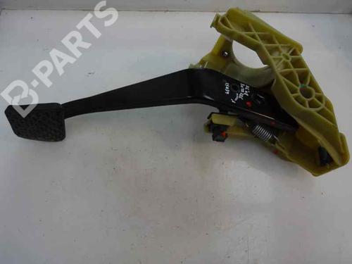 Break pedal BMW X6 (E71, E72) xDrive 35 d (286 hp) 9431195