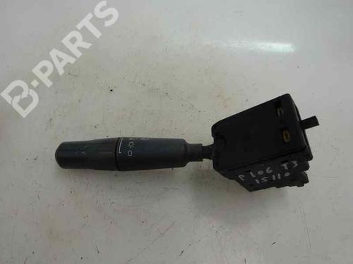 Headlight switch PEUGEOT 106 I (1A, 1C) 1.1 (60 hp) 9747645