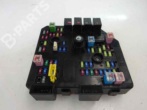 Used Fuse box CHEVROLET CAPTIVA (C100, C140) 2.2 D (163 hp) 9850883
