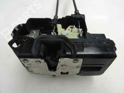 Used Front right lock CHEVROLET CAPTIVA (C100, C140) 2.2 D (163 hp) 9850887