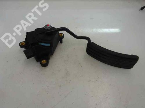 Used Pedal RENAULT CLIO III (BR0/1, CR0/1) [2005-2014]  9857035