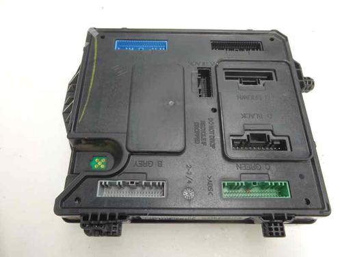 Used Fuse box RENAULT MEGANE III Hatchback (BZ0/1_, B3_) 1.5 dCi (106 hp) 9972759