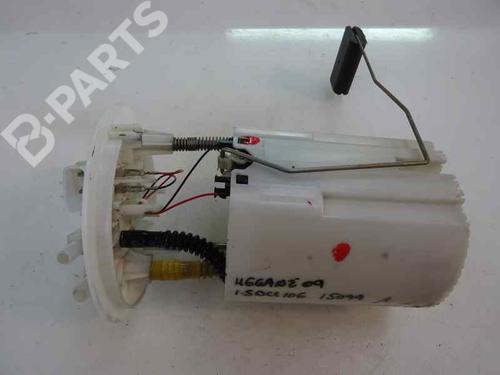 Used Fuel pump RENAULT MEGANE III Hatchback (BZ0/1_, B3_) 1.5 dCi (106 hp) 9972805