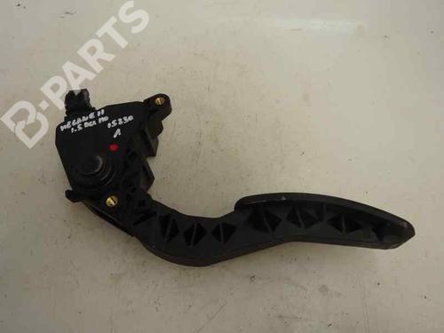 Used Pedal RENAULT MEGANE III Hatchback (BZ0/1_, B3_) 1.5 dCi (106 hp) 10342502