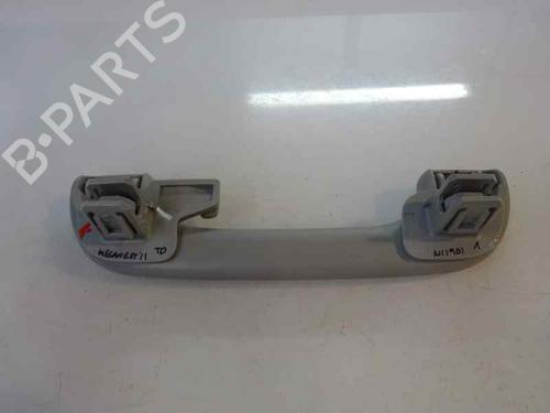Used Rear right interior door handle Rear right interior door handle 3213368 3213368