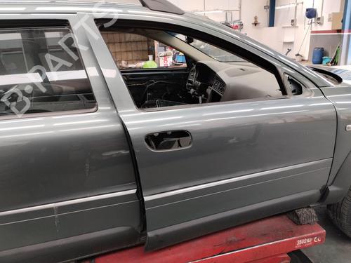 Right front door VOLVO XC70 I Cross Country (295) 2.4 T XC AWD 2001