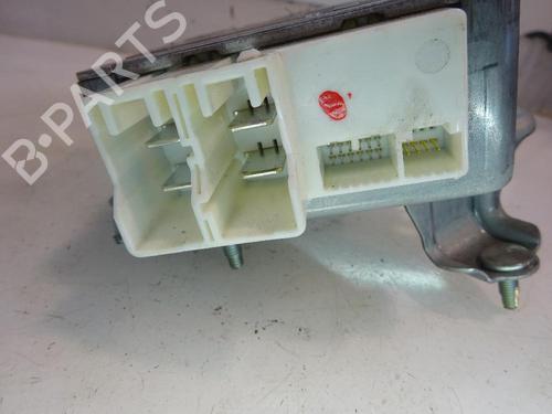 Used Electronic module Electronic module TOYOTA YARIS (_P9_) 1.3 VVT-i (SCP90_, SCP90R) (87 hp) 11736748 11736748