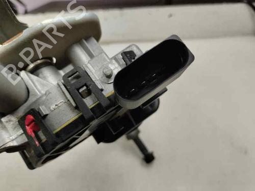 Used Front wiper motor PEUGEOT 2008 I (CU_) 1.2 THP 110 / PureTech 110 (110 hp) 30540448