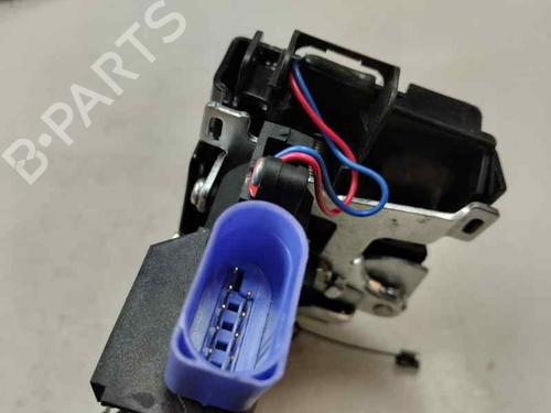 Høyre foran lås VW GOLF PLUS V (5M1, 521) 1.9 TDI (105 hp) 30540690