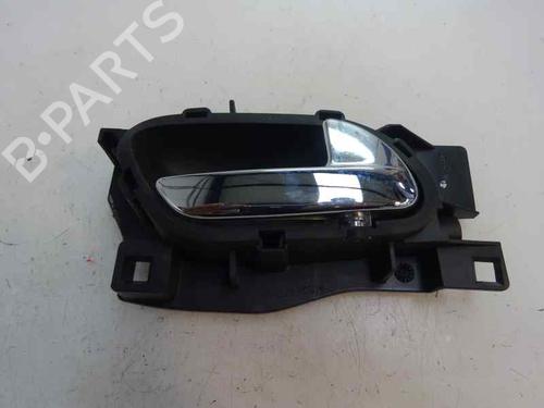 Used Rear right interior door handle Rear right interior door handle 8924340 8924340