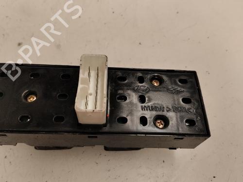 Used Left front window switch Left front window switch 17155569 17155569