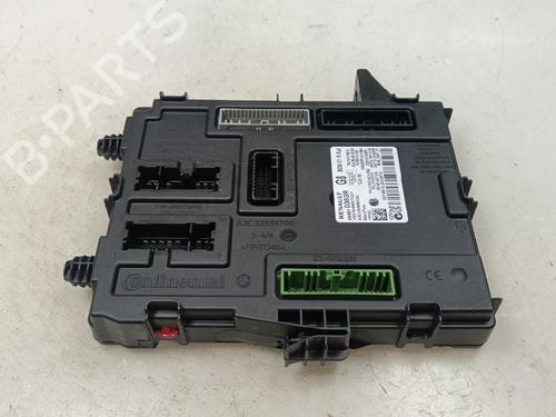 Used Fuse box Fuse box 38060466 38060466