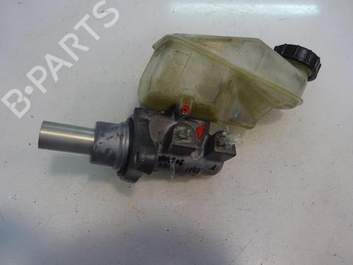 Used Brake master cylinder TOYOTA YARIS (_P9_) 1.3 VVT-i (SCP90_, SCP90R) (87 hp) 11736146