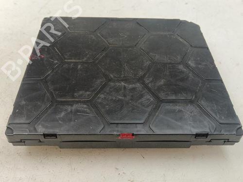 Used Fuse box Fuse box 38060484 38060484
