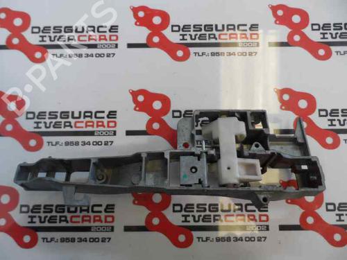 Poignée intérieure arrière droite PEUGEOT 407 (6D_) 2.0 HDi 135 (6DRHRH, 6DRHRE, 6DRHRG, 6DRHRJ) (136 hp) 3213341