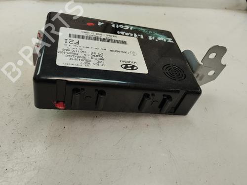Used Fuse box Fuse box 19522747 19522747