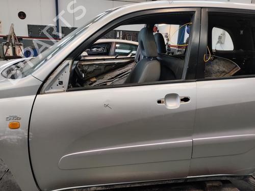 Used Left front door TOYOTA RAV 4 II (_A2_) [2000-2005]  16886725