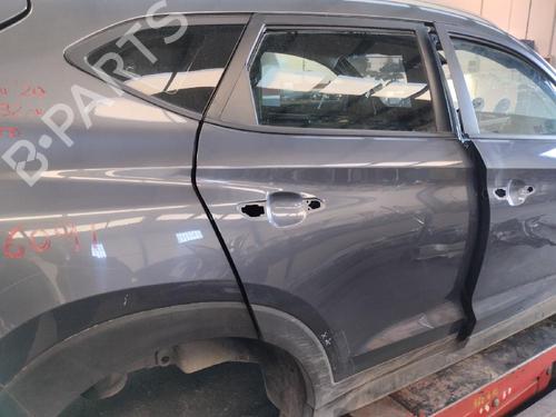 Right rear door HYUNDAI TUCSON (JM) 2.0 All-wheel Drive | BP20113214C5