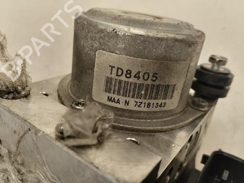 Used ABS pump NISSAN X-TRAIL II (T31) 2.0 dCi 4x4 (173 hp) 12317883