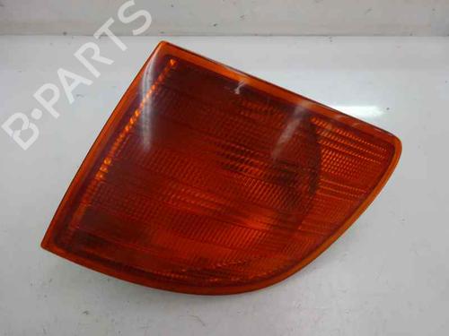 Used Left front indicator MERCEDES-BENZ VITO Van (W638) 112 CDI 2.2 (638.094) (122 hp) 5855711