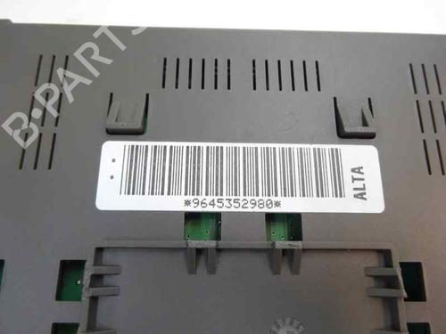 Fuse box CITROËN C5 I (DC_) 2.0 HDi (DCRHZB, DCRHZE) | BP9174739E1