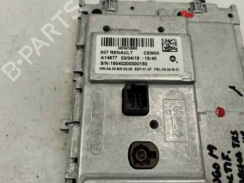 Used Display monitor RENAULT TWINGO III (BCM_, BCA_) 0.9 TCe 95 (92 hp) 26567724