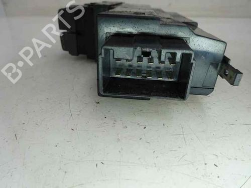 Used Left front window switch Left front window switch 7167347 7167347