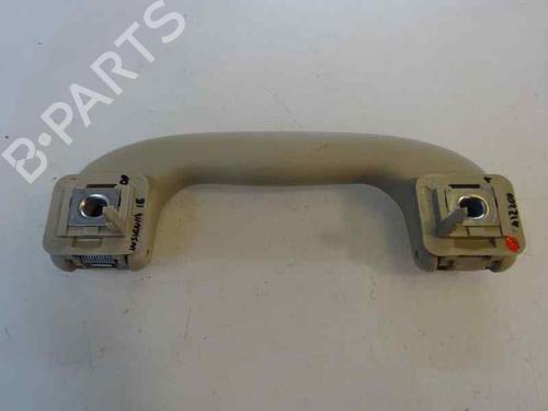 Used Front right interior door handle Front right interior door handle 3213396 3213396