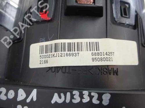 Used Instrument cluster Instrument cluster 4706490 4706490