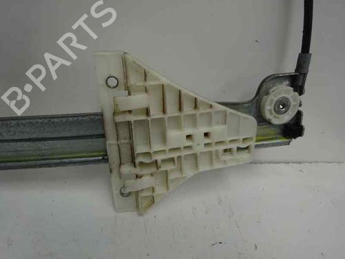 Vindusheismekanisme høyre bak MITSUBISHI COLT VI (Z3_A, Z2_A) 1.5 DI-D (Z39A) (95 hp) 9236108