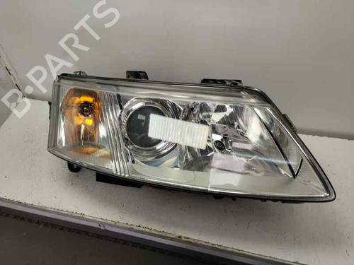 Used Right headlight Right headlight 35740241 35740241