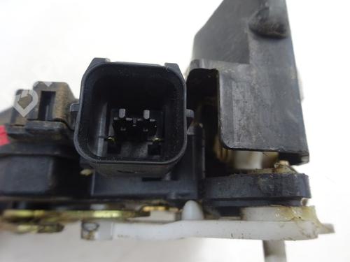 Rear left lock MITSUBISHI GRANDIS (NA_W) 2.0 DI-D (NA8W) | BP10986539C100 