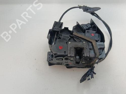 front-right-lock-renault-megane-iv-hatchback-b9amn_-2015-35744930 main image