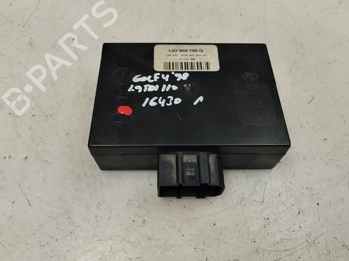 Used Electronic module Electronic module VW GOLF IV (1J1) 1.9 TDI (110 hp) 35740420 35740420