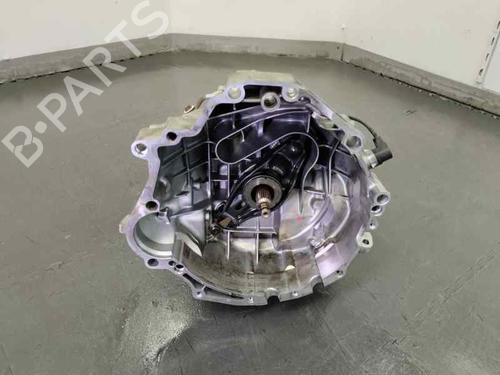 gearbox-audi-a6-c5-4b2-4b4-1997-1998-1999-2000-2001-2002-2003-2004-2005-30540652 main image