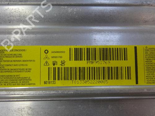 Airbag do passageiro MITSUBISHI COLT VI (Z3_A, Z2_A) 1.3 (Z21A) (95 hp) 10508072