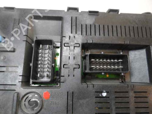 Used Fuse box Fuse box 354730 354730